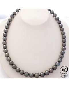 Beautiful Tahitian Pearl Necklace Choker