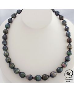 Tahitian Pearl necklace, 9,2-10,6 mm baroque pearl